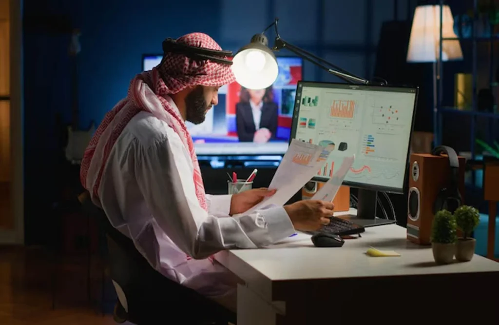 A digital marketing expert reviews analytics to craft winning strategies. Trust a top SEO agency in Dubai to drive your online visibility through data.